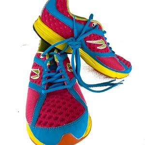 Newton gravity woman running shoes size 8 sneaker